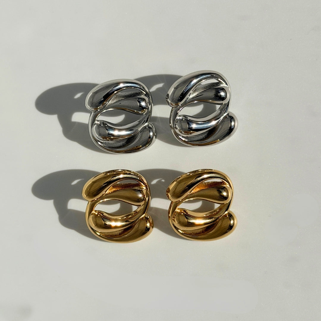 Fluid Curve Stecker