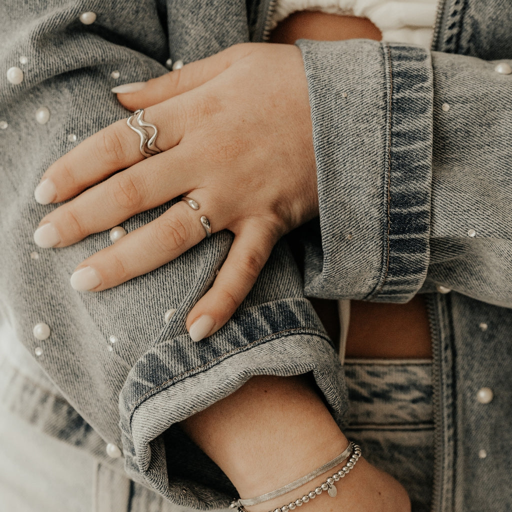 Slim Drop Ring