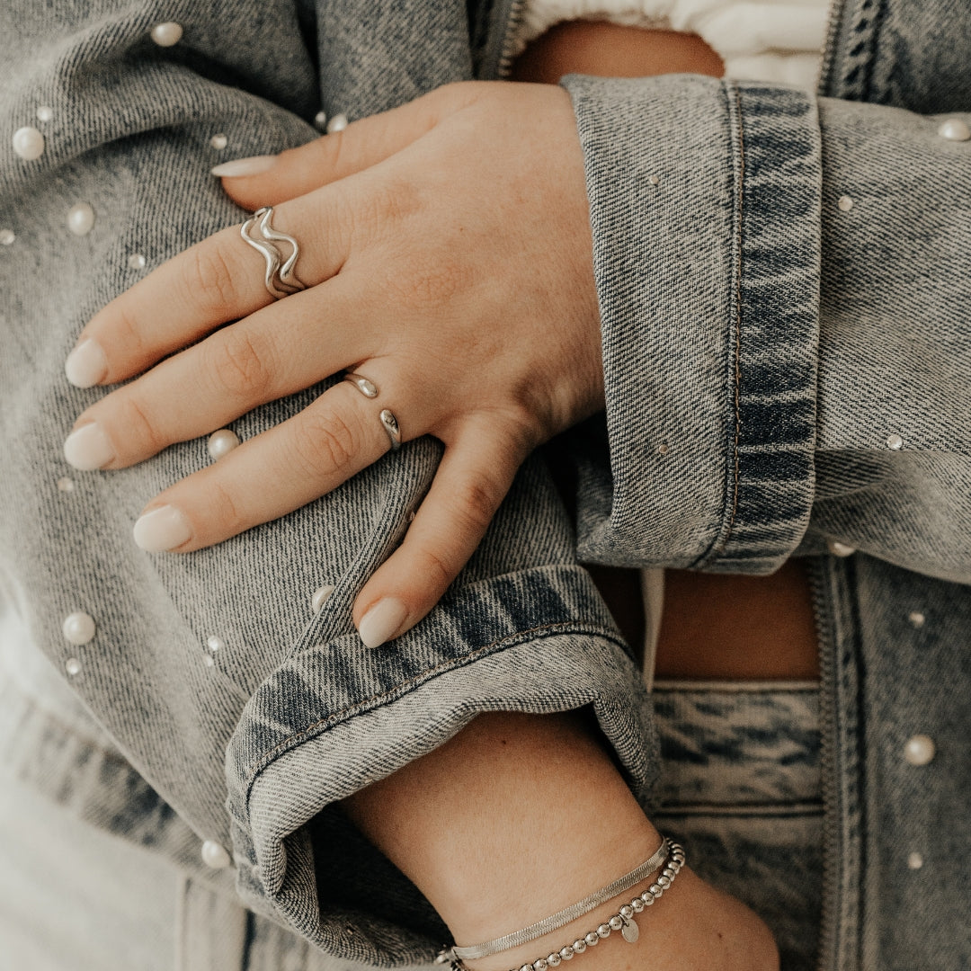 Slim Drop Ring